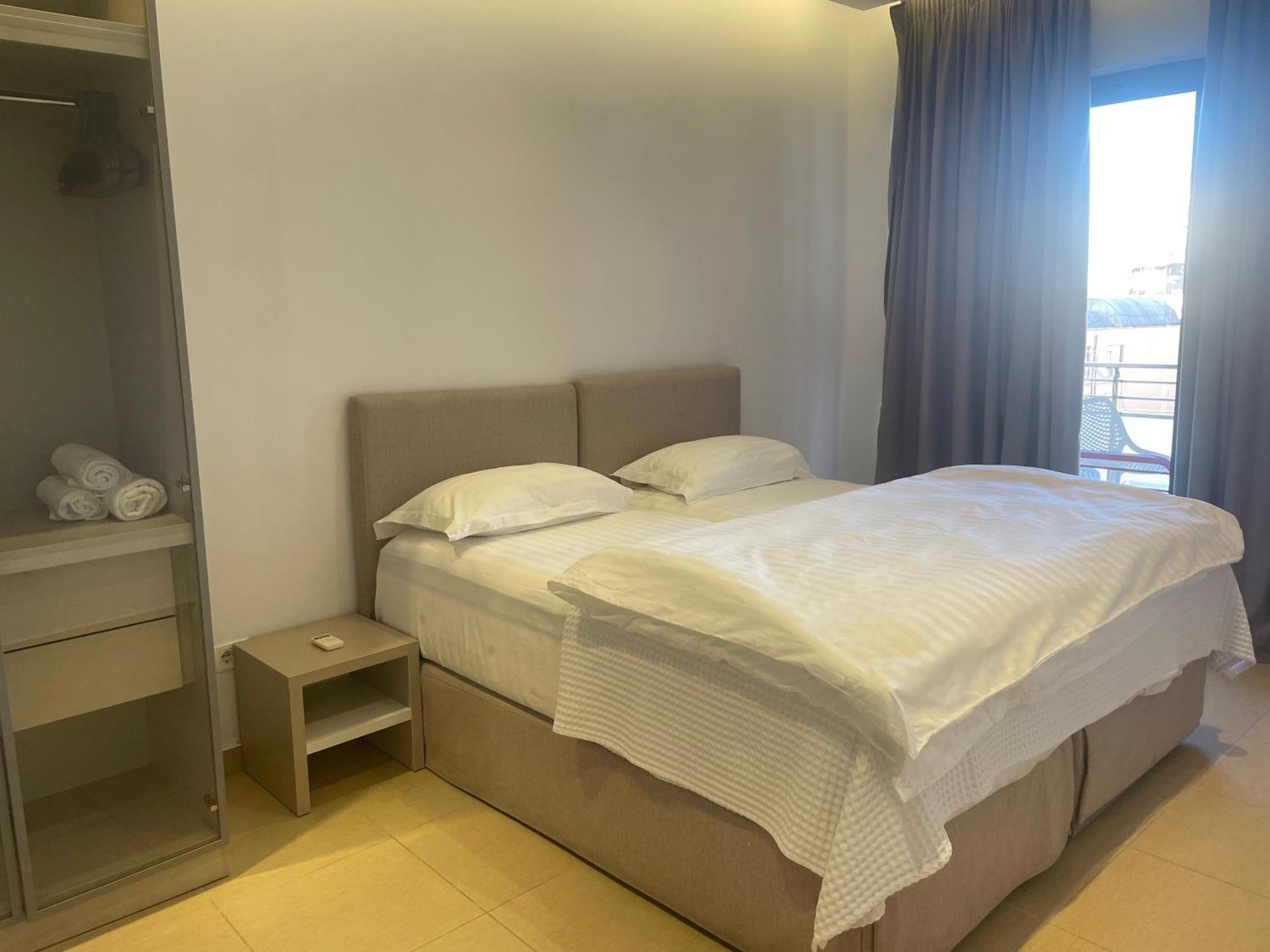 Tirana Lux Apartments Buitenkant foto