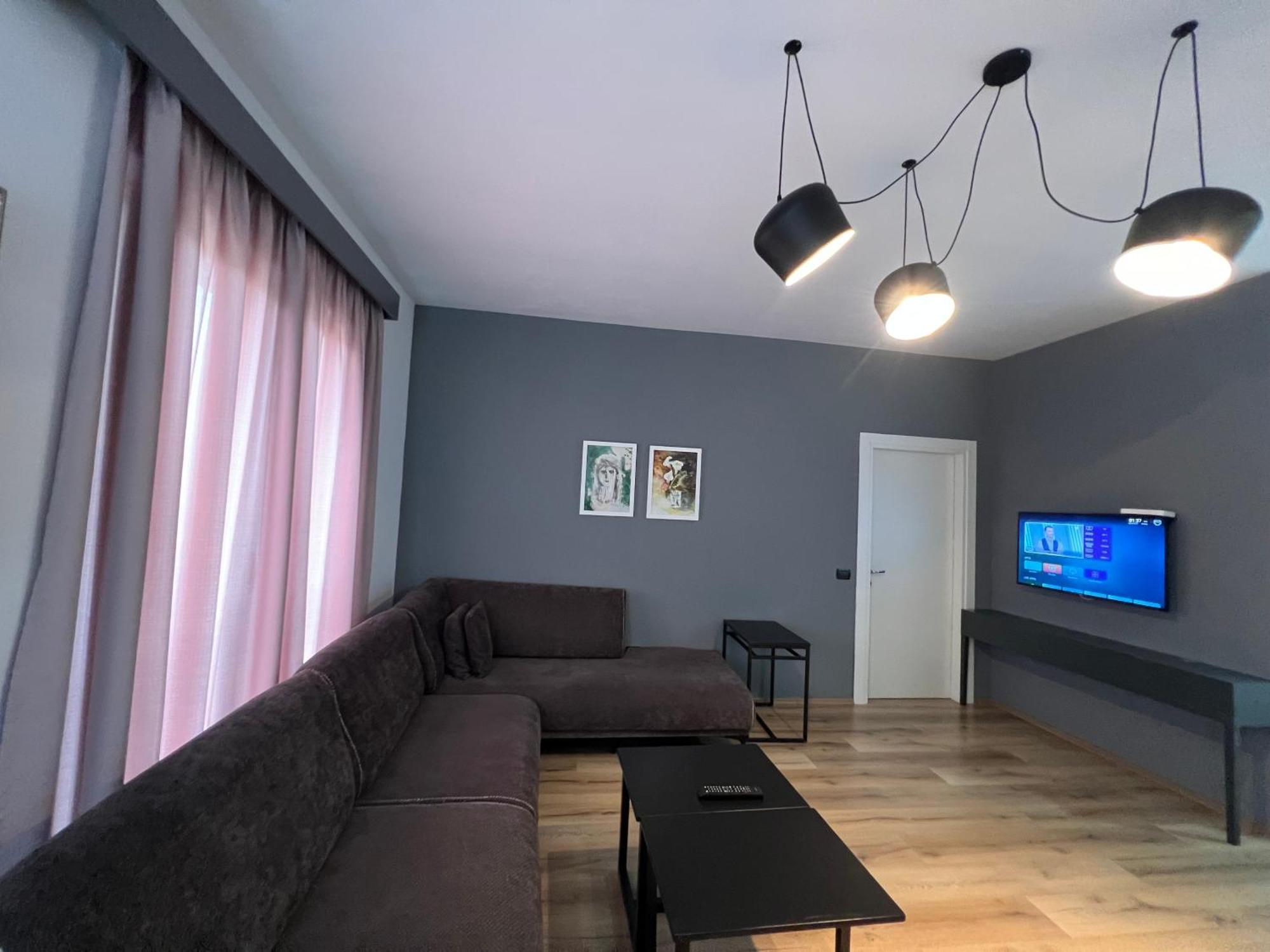 Tirana Lux Apartments Buitenkant foto